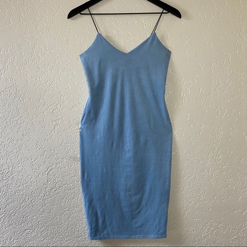 🤎3/$25 suede light blue midi dress